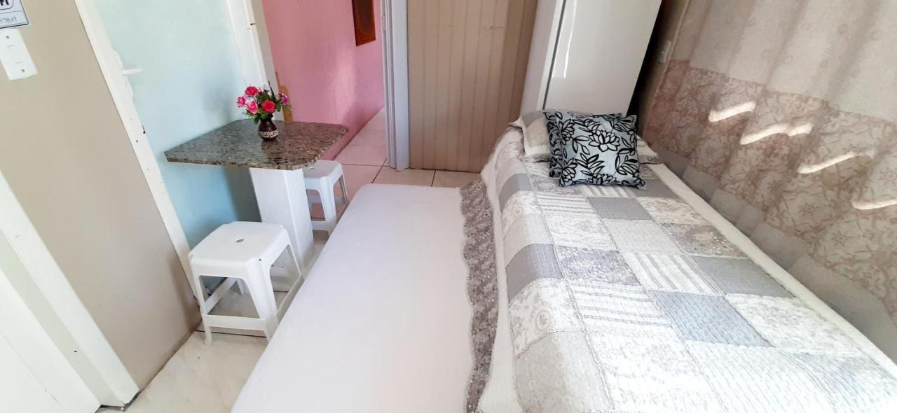 Kitnet K1 Em Torres-Rs - Na Mais Bela Praia Gaucha - Cozinha - Banheiro - Ar Condicionado - Smart Tv 32' - Wi-Fi - Anfitria Superhost No Bnb Екстер'єр фото